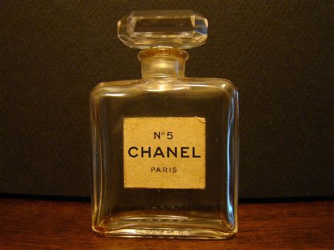 chanel 5 vintage bottle|chanel no 5 bottle price.